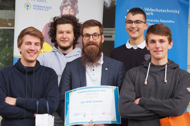 S vítězem Podnikavé hlavy prozkoumáte povrch Měsíce     Foto: VTP UP