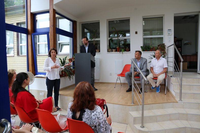 Vzácné sbírky zamířily z garáží do moderního depozitáře