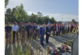 Výsadkoví veteráni z Česka a Slovenska si v Prostějově připomněli svou tradici