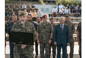 7. mechanizovaná brigáda má nového velitele. Slavnostní předání proběhlo v Hranicích