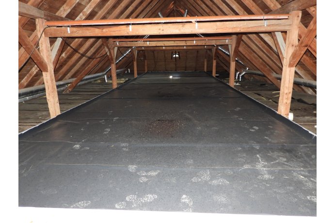 ochrana podlahy půdy před trusem_JŠ